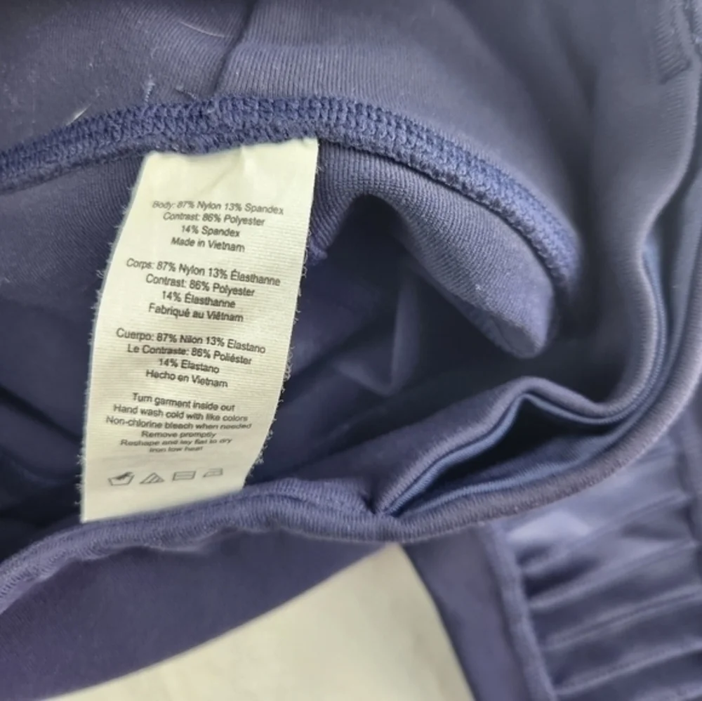 ALO Moto Navy Leggings Size X-Small Glossy‎ Stretch Moisture Wicking Mesh Detail